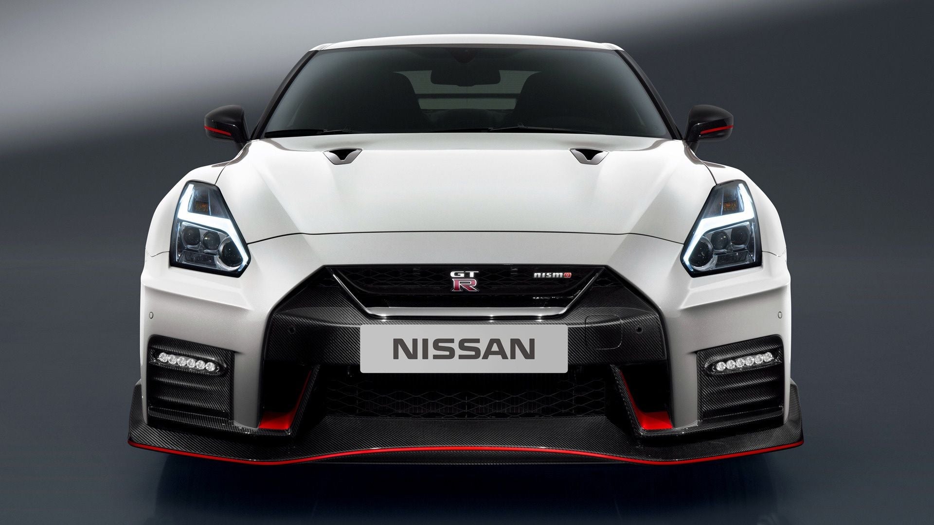 VOLANT NISSAN GTR