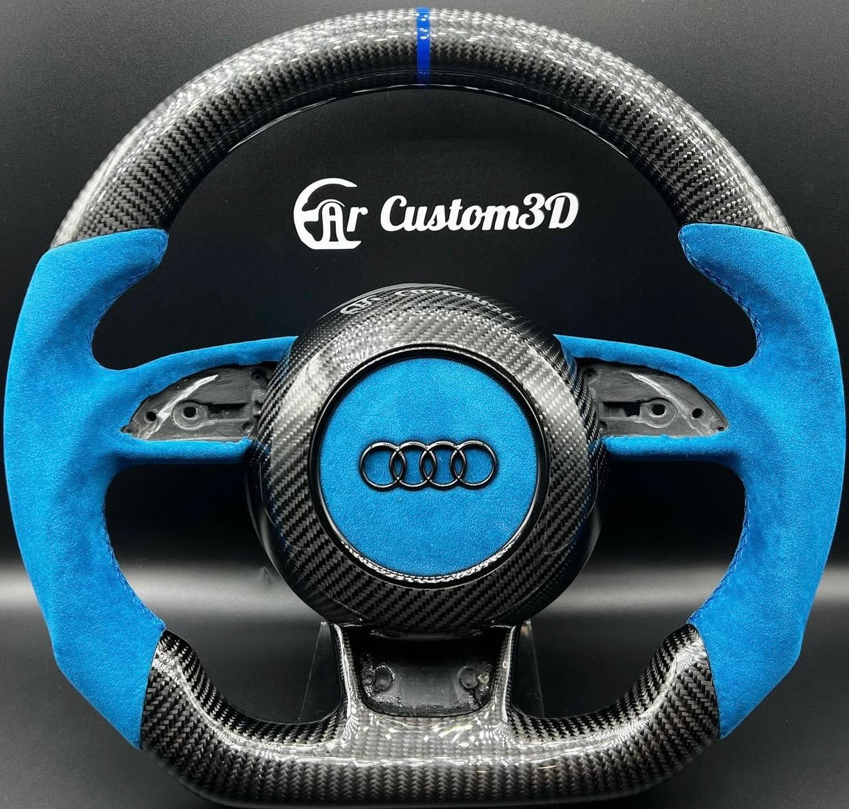 volant Audi  8v sur mesure en Alcantara et carbon surpiqûre bleu
