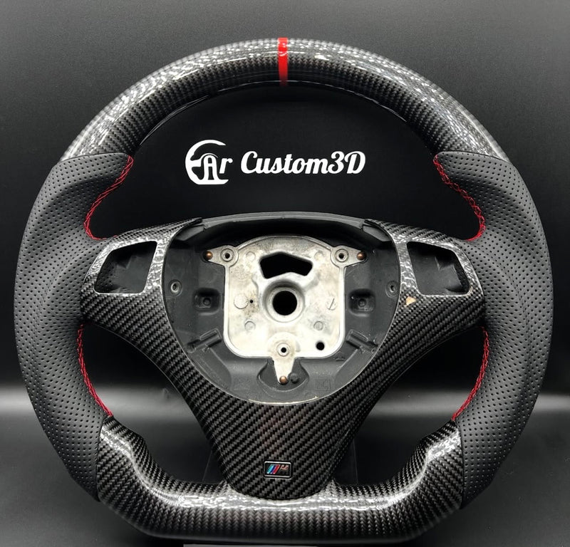 volant bmw serie e9x en carbone cuir perfore surpiqûre rouge garniture centrale en carbon logo m