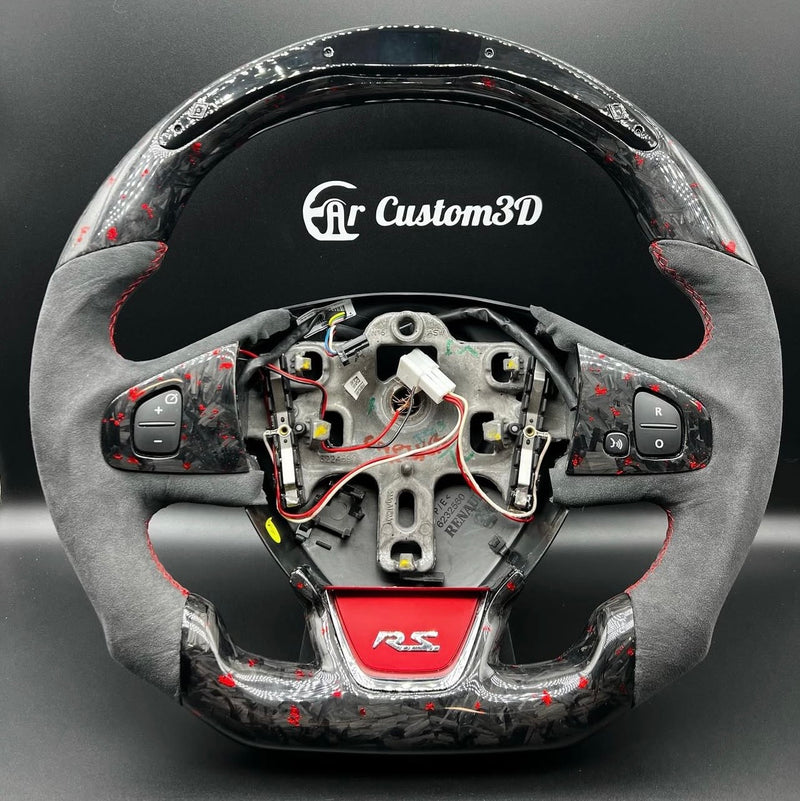 volant renault clio 4rs en carbon forge rouge et alcantara surpiqûre rouge avec leds contours de boutons en carbon forge rouge