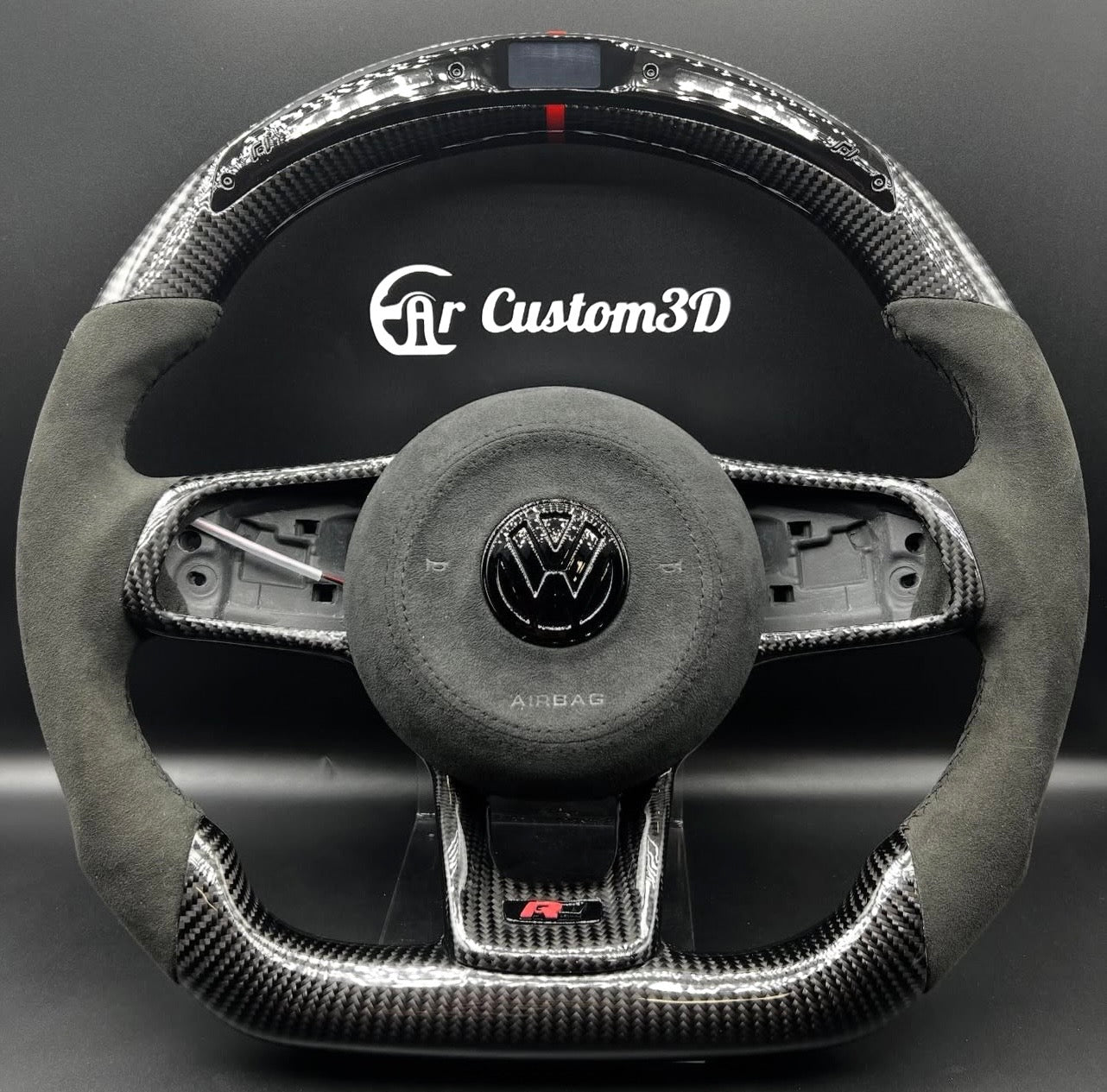 Volant Volkswagen sur mesure en carbon alcantarasurpiqûre noir avec leds et couvercle d'airbag en alcantara surpiqûre noir